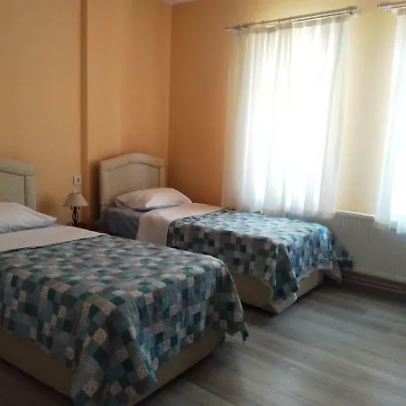 Bahar Hostel *