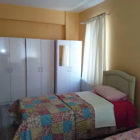 Bahar Hostel